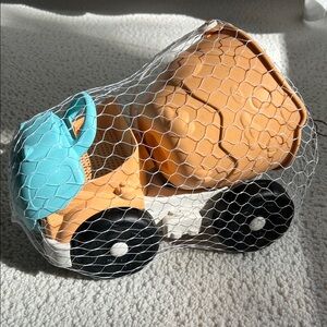 Mud Pie Orange and Blue Cement Mixer Toy